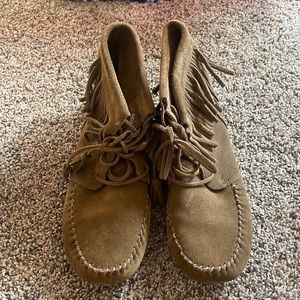 Minnetonka Lace Up Ankle Boots
